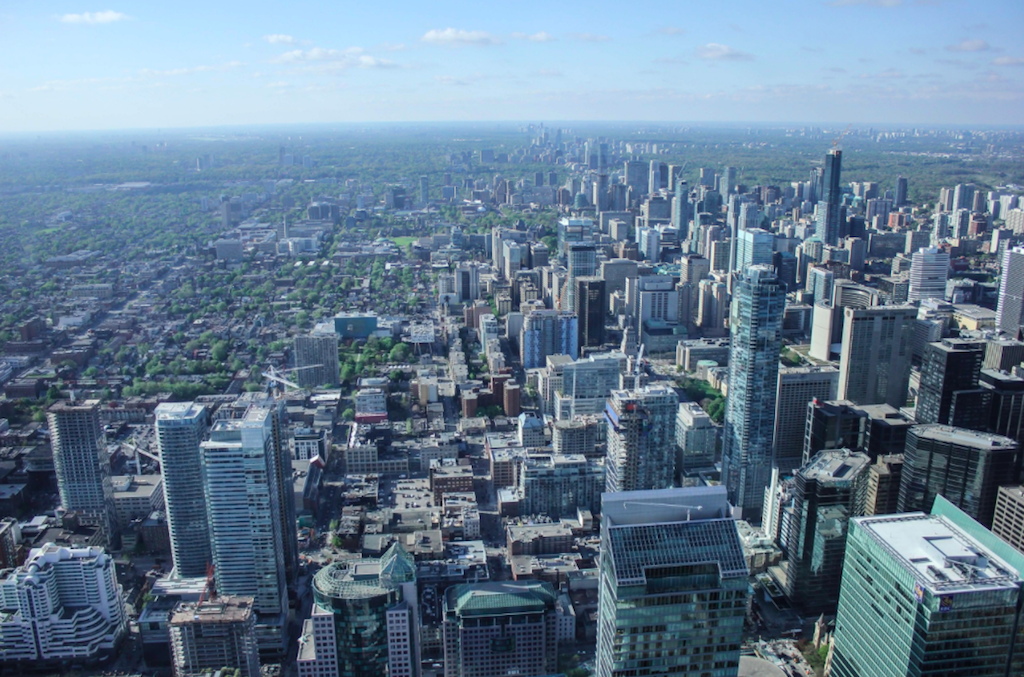Guy Yarkoni Skyline Luxury Real Estate Agent in Toronto